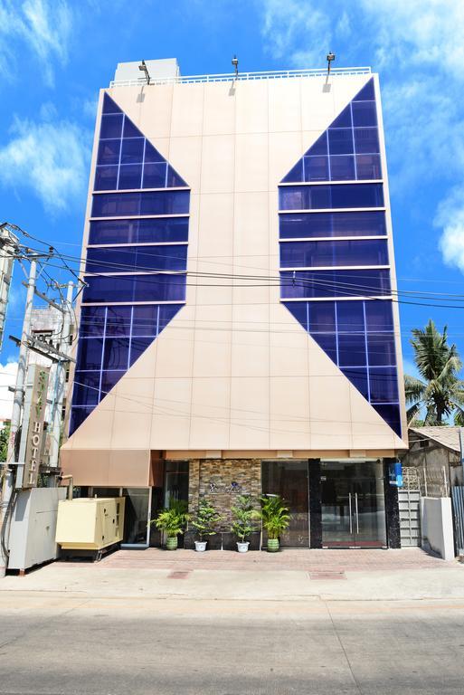 8Day Hotel Rangoon Buitenkant foto