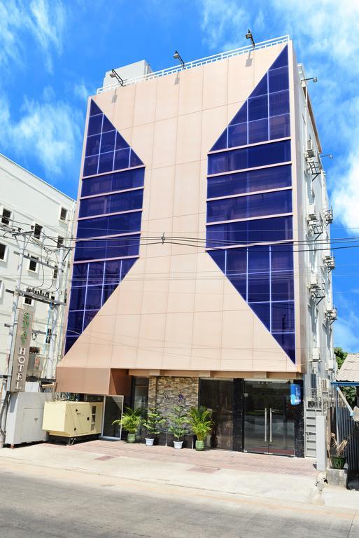 8Day Hotel Rangoon Buitenkant foto