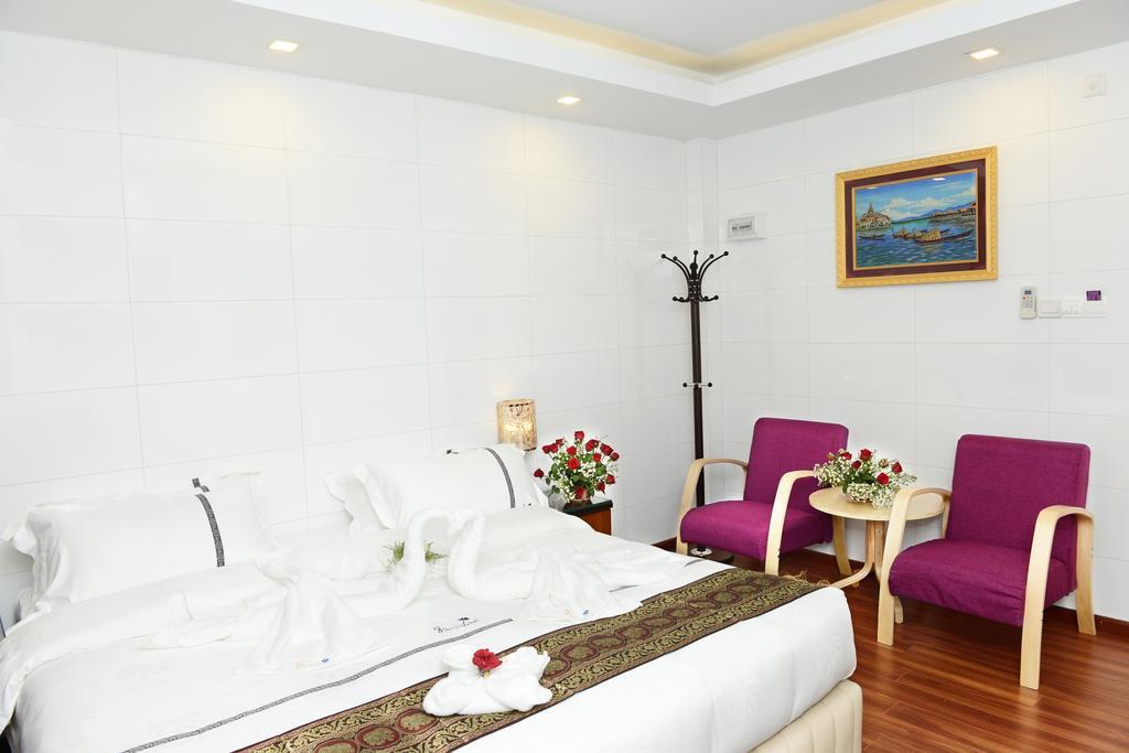 8Day Hotel Rangoon Kamer foto